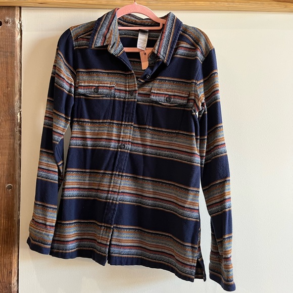 Patagonia Flannel - Picture 2 of 5